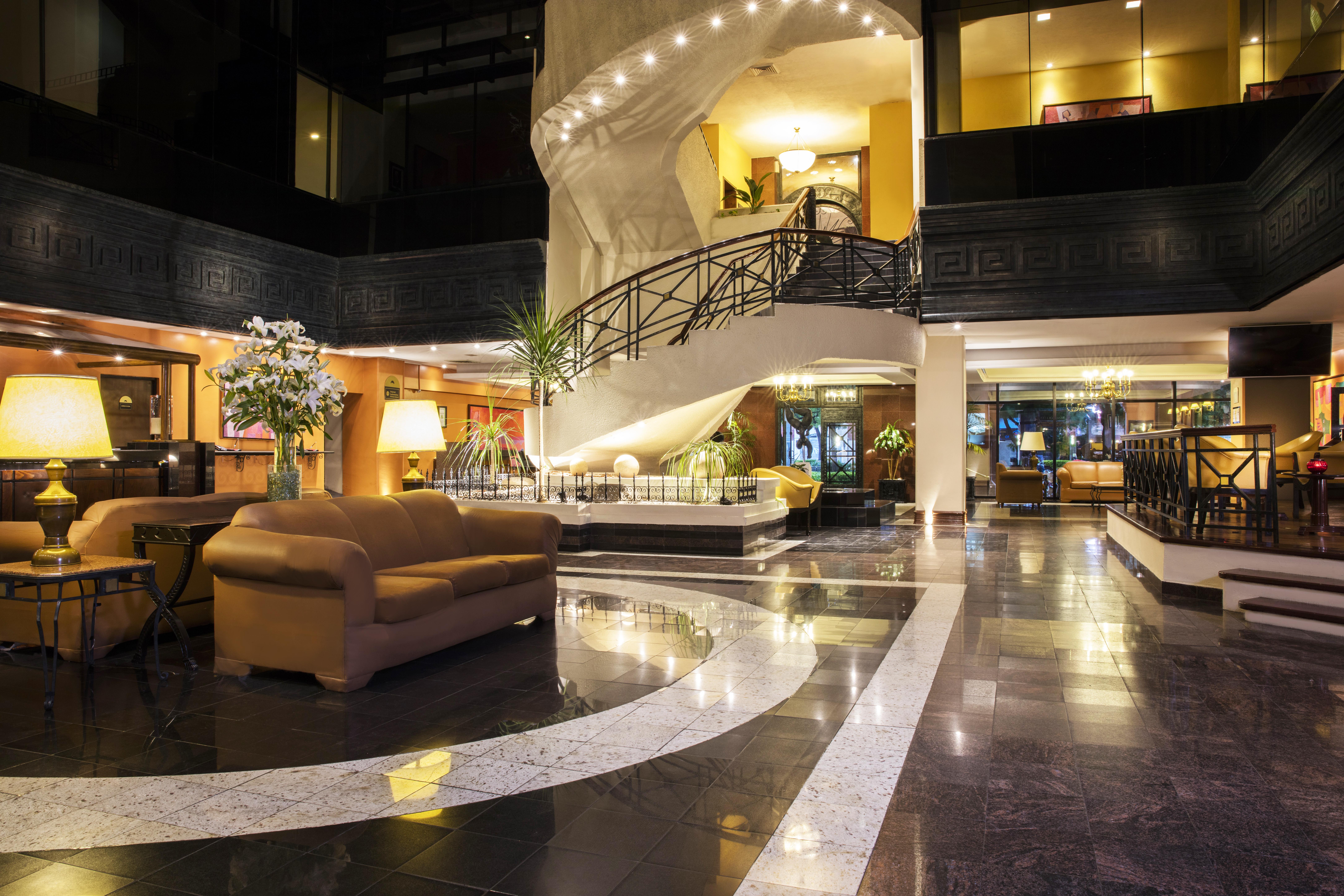 เฟียสตา อเมริกานา มอนเทเรย์ Hotel มอนแตร์เรย์ ภายนอก รูปภาพ